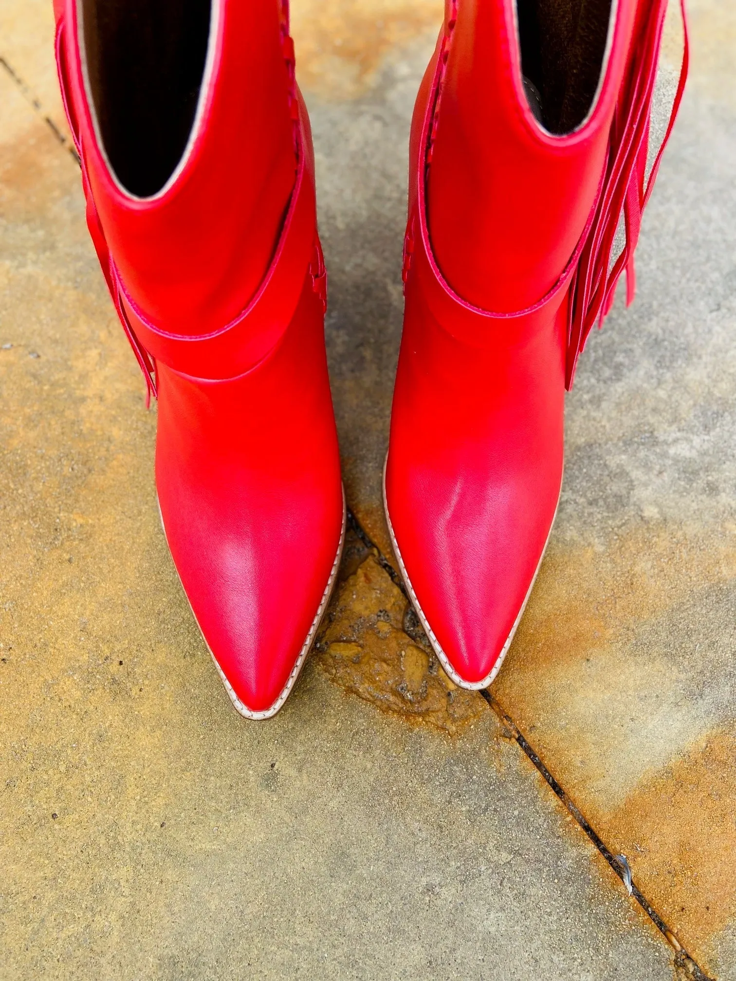 Lady In Red Boots*