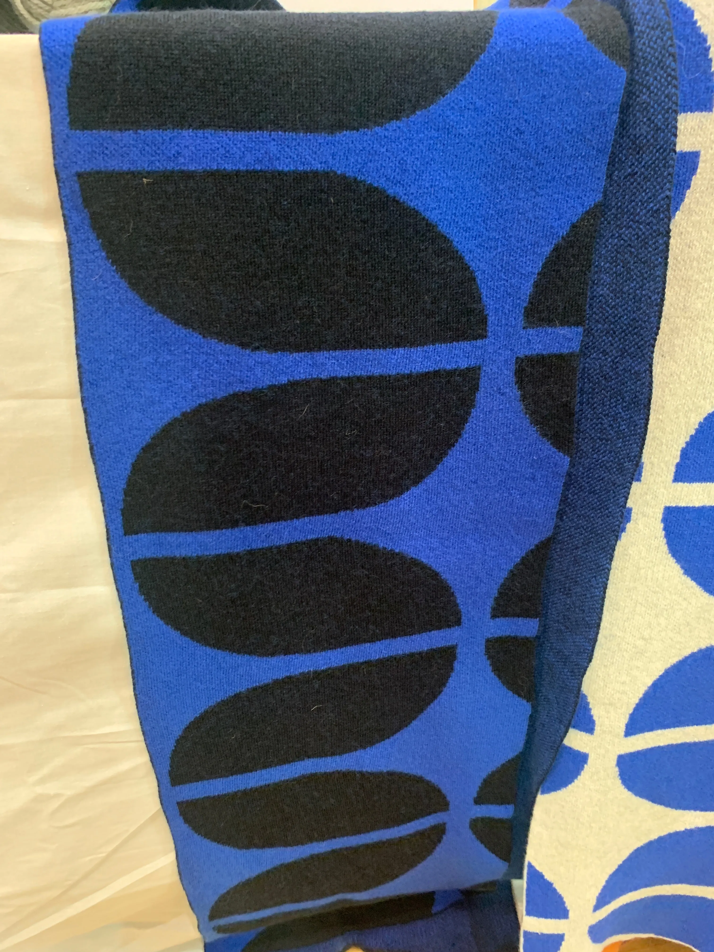 Tulip lambswool  scarf